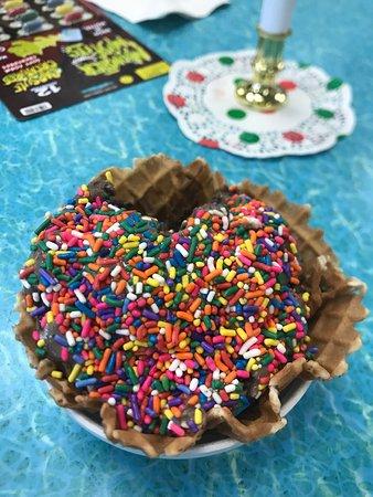 Pink Pelican Ice Cream Bar